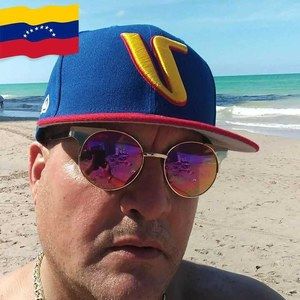 Meet your Posher, Andres